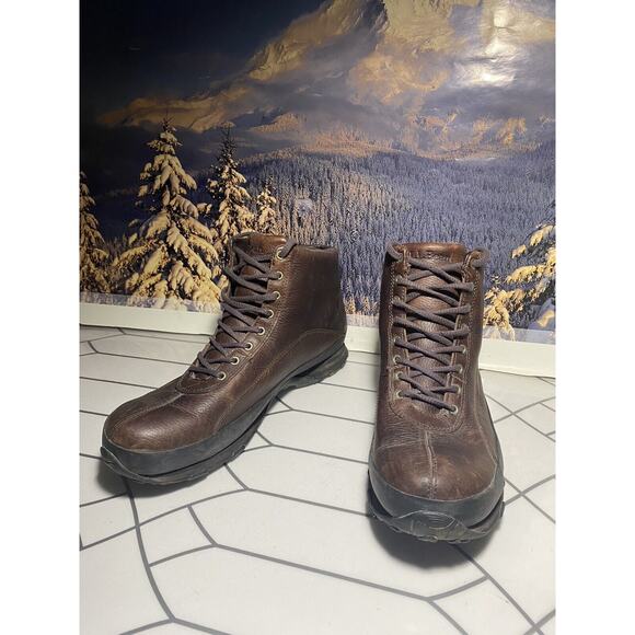 Men’s LL Bean Leather Rubber Hiking Boots, Brown, Size 14 main image 4